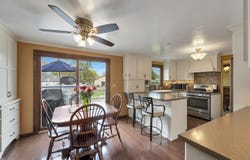 413 S GOOD HOPE Road, DE PERE, WI 54115