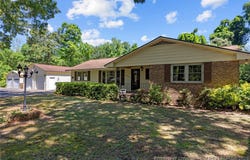 206 W Rockingham Road, Maxton, NC 28364