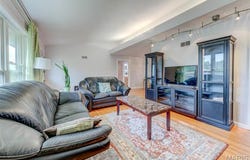 9344 Llewellyn Lane, Olivette, MO 63132