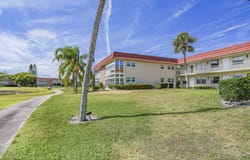 76 Royal Oak Drive, Vero Beach, FL 32962