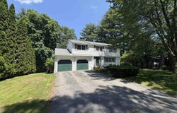 35 Woodland Drive, Nashua, NH 03063