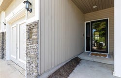 632 SW Shadow Glen Court, Blue Springs, MO 64015