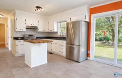 1605 Linwood Street SW, Hartselle, AL 35640