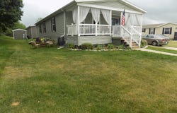 11015 Quail Run Ct, South Lyon, MI 48178