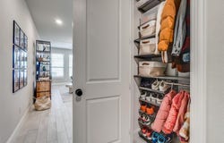 517 Hutchinson Lane, Lewisville, TX 75077