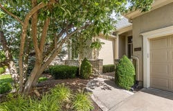 5614 W 131st Terrace, Leawood, KS 66209