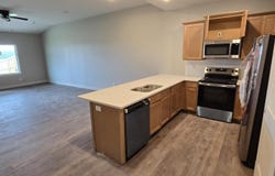 393 Trails End Ct, Goddard, KS 67052