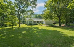2324 Floyd Springs Road, Armuchee, GA 30105