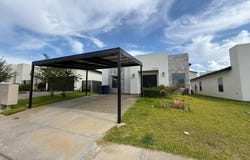 1615 Fresnillo Dr., laredo, TX 78046