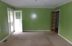 354 Clay St, Rupert, WV 25984