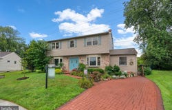 7984 MACKINTOSH DL, GLEN BURNIE, MD 21061