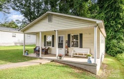 1016 W 10th Avenue, Gastonia, NC 28052