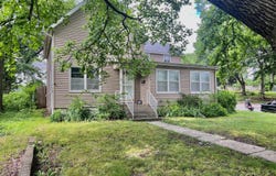 303 E Centennial Avenue, Carthage, MO 64836