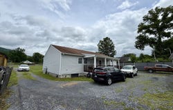 284 Lewis, Rupert, WV 25984
