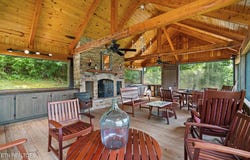 9050 Freeland Rd, Corryton, TN 37721