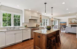 19885 Chartwell Hill, Shorewood, MN 55331