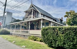 15 Pequot Avenue, Oak Bluffs, MA 02557