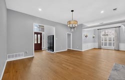 712 Regalwood Drive, DeSoto, TX 75115