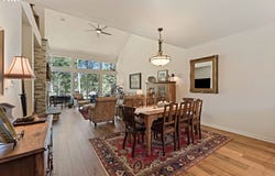 1302 HIGHLAND VIEW Loop, Redmond, OR 97756