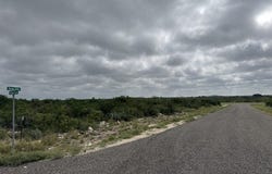 73 Rocky Hls, Uvalde, TX 78801
