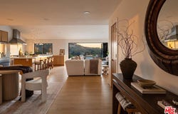 2031 Channelford Rd, Westlake Village, CA 91361