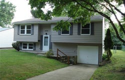 552 Suzanne Drive, Kent, OH 44240