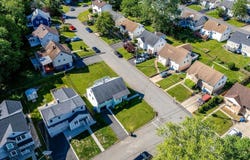 5 Alvin Court, Menlo Park Terrace, NJ 08840