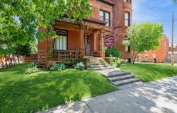 504 Bluff, Dubuque, IA 52001