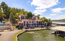 307 Osage Heritage Circle, Linn Creek, MO 65052