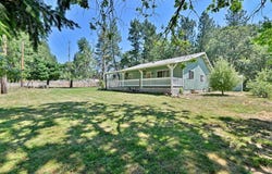387 N Old Stage Road, Cave Junction, OR 97523