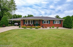 315 Hutcherson Heights Dr, Hodgenville, KY 42748