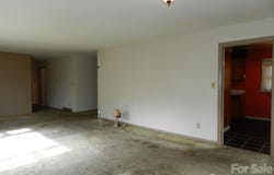25 Chateau Place, Asheville, NC 28805