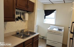 231-233 8th Street SE, Mason City, IA 50401