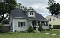 1316 Vassar Drive, Kalamazoo, MI 49001