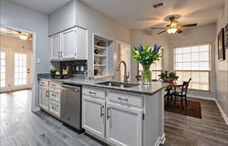27 Country Club Place, Waxahachie, TX 75165