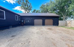 313 11th Ave, Redfield, SD 57469