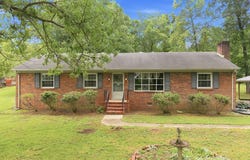 153 Willow Lake Road, Buckingham, VA 23921