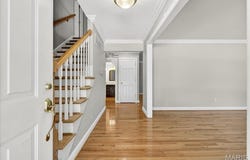 1266 Beaver Creek Road, Chesterfield, MO 63017