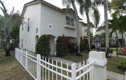 500 NW 108th Ter, Pembroke Pines, FL 33026