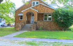 808 W Linn Street, Holland, IN 47541