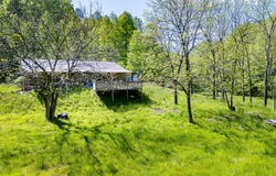 1668 Fowlers Br Road, Hiltons, VA 24258