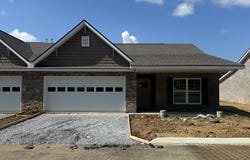 661 Snowflower Circle, Pigeon Forge, TN 37863