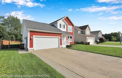 5636 Marylouise Street, Lansing, MI 48917