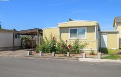 1120 W FAIRVIEW DR, Springfield, OR 97477