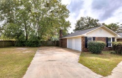 2202 Gingko Drive, Sumter, SC 29150