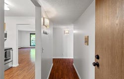 10441 Greenbrier Road, Minnetonka, MN 55305