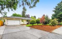 570 NW BIRDSDALE Ave, Gresham, OR 97030