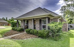 128 W Pinebrook Drive, Brandon, MS 39047