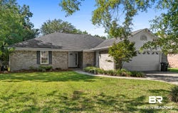 1 Troyer Court, Fairhope, AL 36532