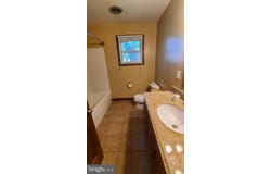 302 VALLEY ROAD, ENOLA, PA 17025
